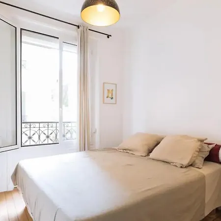 Family Spacious&central 1bd Apart For 4 * Parijs
